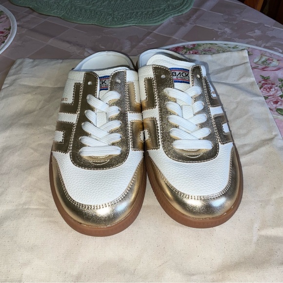 Back 70 Easter Mules - Picture 3 of 6